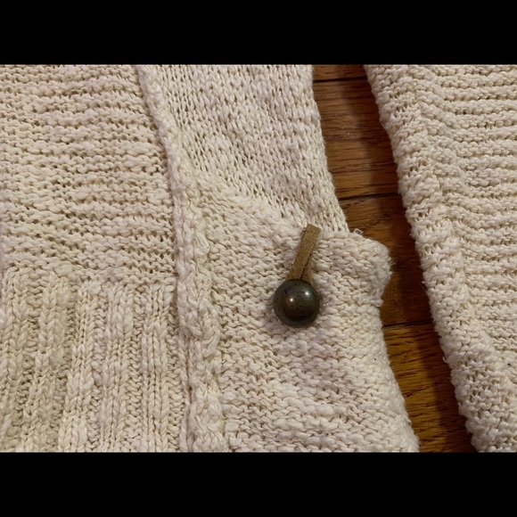 Stylish sweater - Picture 4 of 9